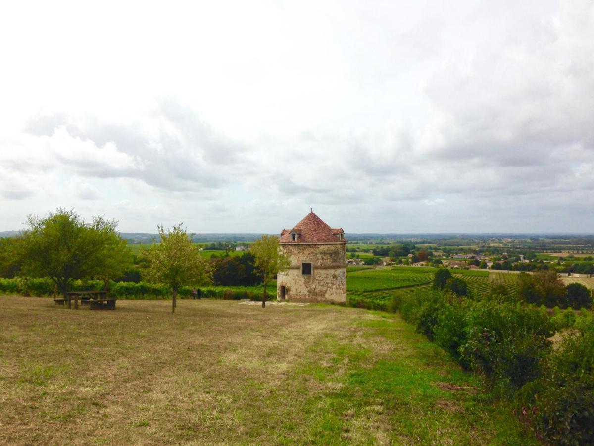 Gîte Le Bonheur Hiersac Extérieur photo